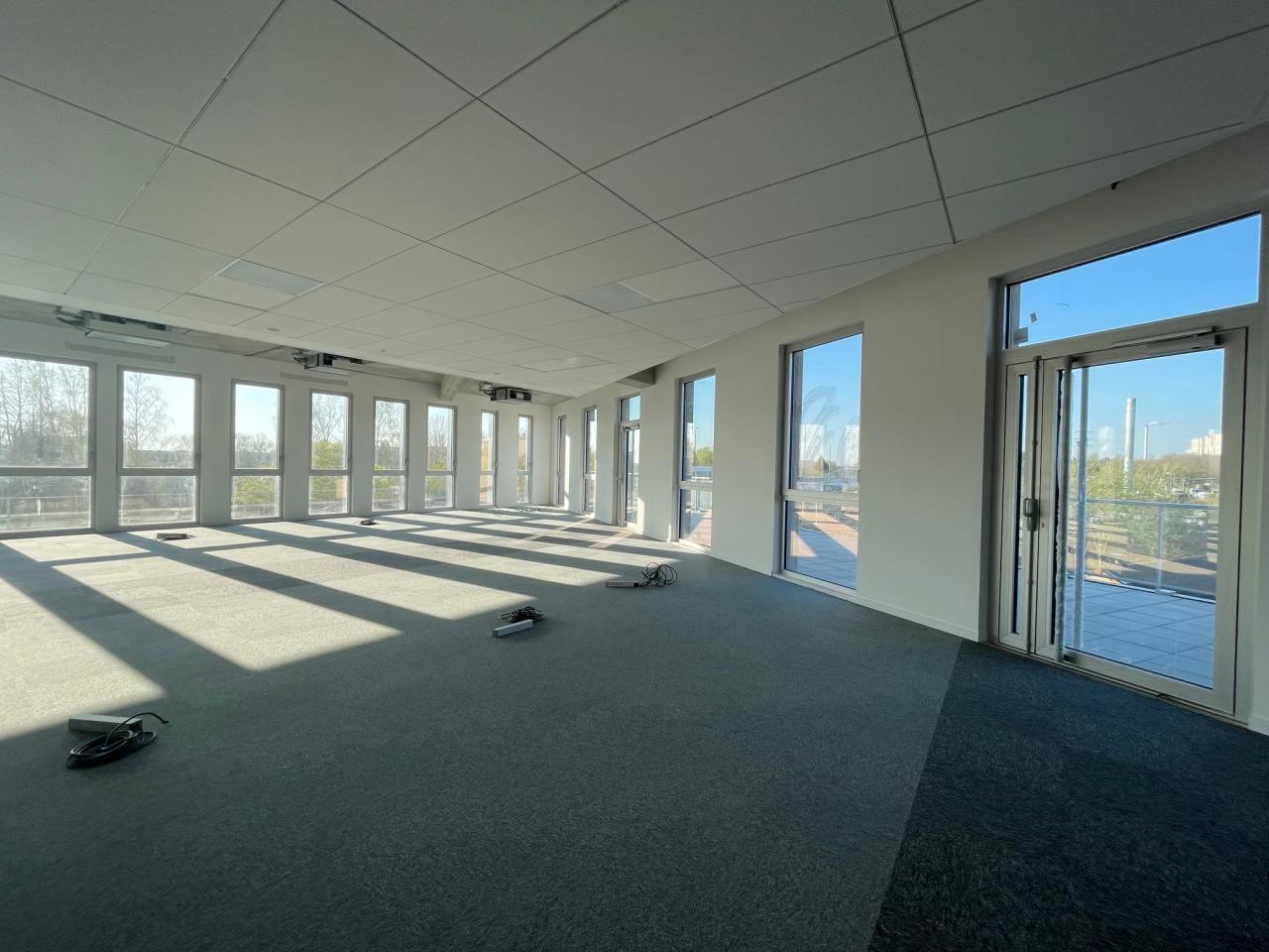 Bureau Villeneuve-d'Ascq 5257m² Location bureau Villeneuve-d'Ascq Nord OLBUR2201885 8